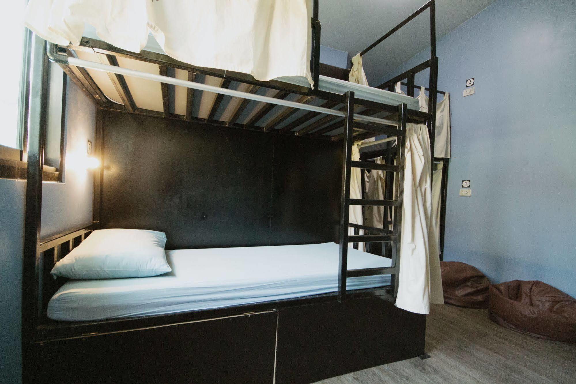 Counting Sheep Hostel Bangkok Ngoại thất bức ảnh
