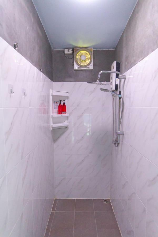 Counting Sheep Hostel Bangkok Ngoại thất bức ảnh